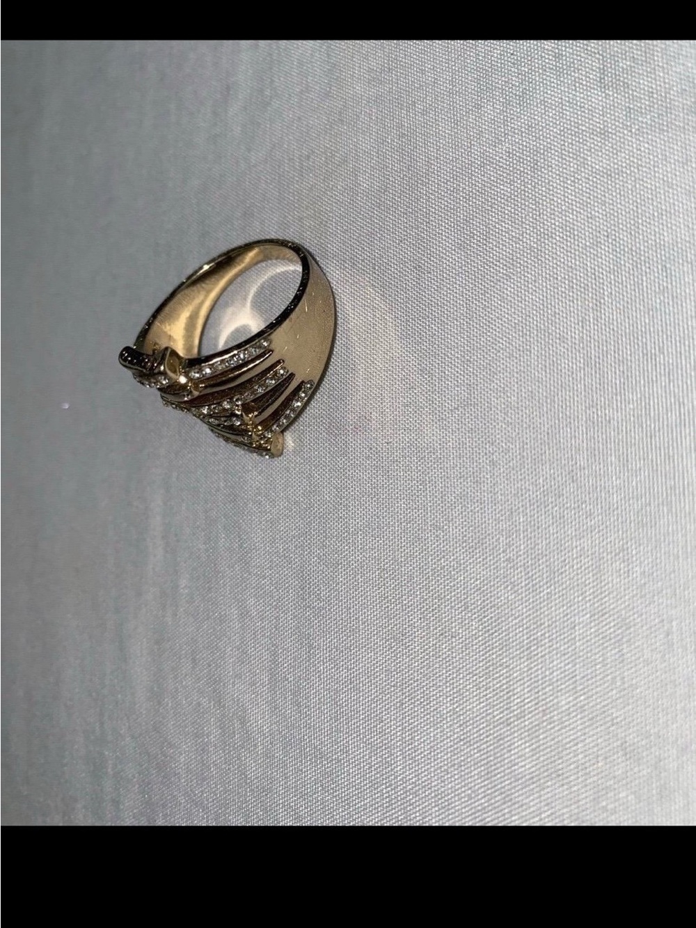 NEW Ring - Picture 6 of 8